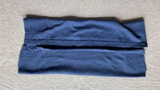 How to make a no-sew face mask with a T-shirt