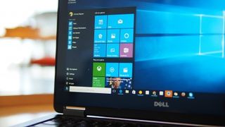 USB 또는 DVD를 통해 Windows 10을 설치하는 방법