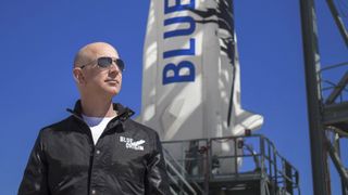 Jeff Bezos, Blue Origin의 셰퍼드 로켓 검사