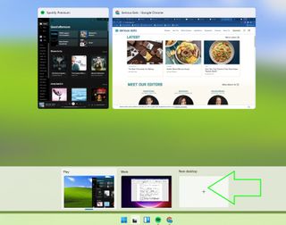 새 데스크톱 버튼을 가리키는 녹색 화살표가 있는 Windows 11 작업 보기