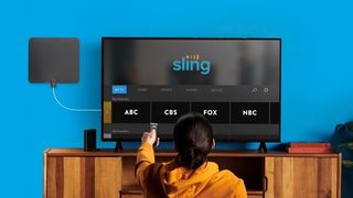 대형 화면 디스플레이의 Sling TV