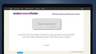 Stolen Camera Finder 웹사이트를 보여주는 노트북 화면