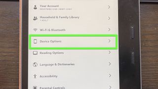 "장치 옵션"이 강조 표시된 Kindle Oasis