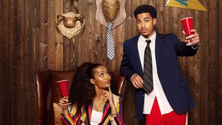 Grown-ish 시즌 5 포스터의 Yara Shahidi와 Marcus Scribner