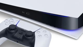 PS5 콘솔 및 Dualsense 컨트롤러 클로즈업