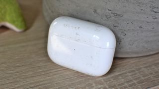 AirPods 케이스를 청소하는 방법