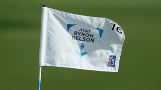 AT&T Byron Nelson 토너먼트의 골프 깃발