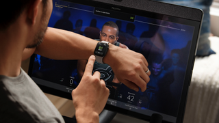 Peloton이 탑재된 Apple Watch GymKit