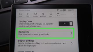 Kindle이 인터넷 액세스를 잃을지 확인하는 방법: 기기 정보 탭하기